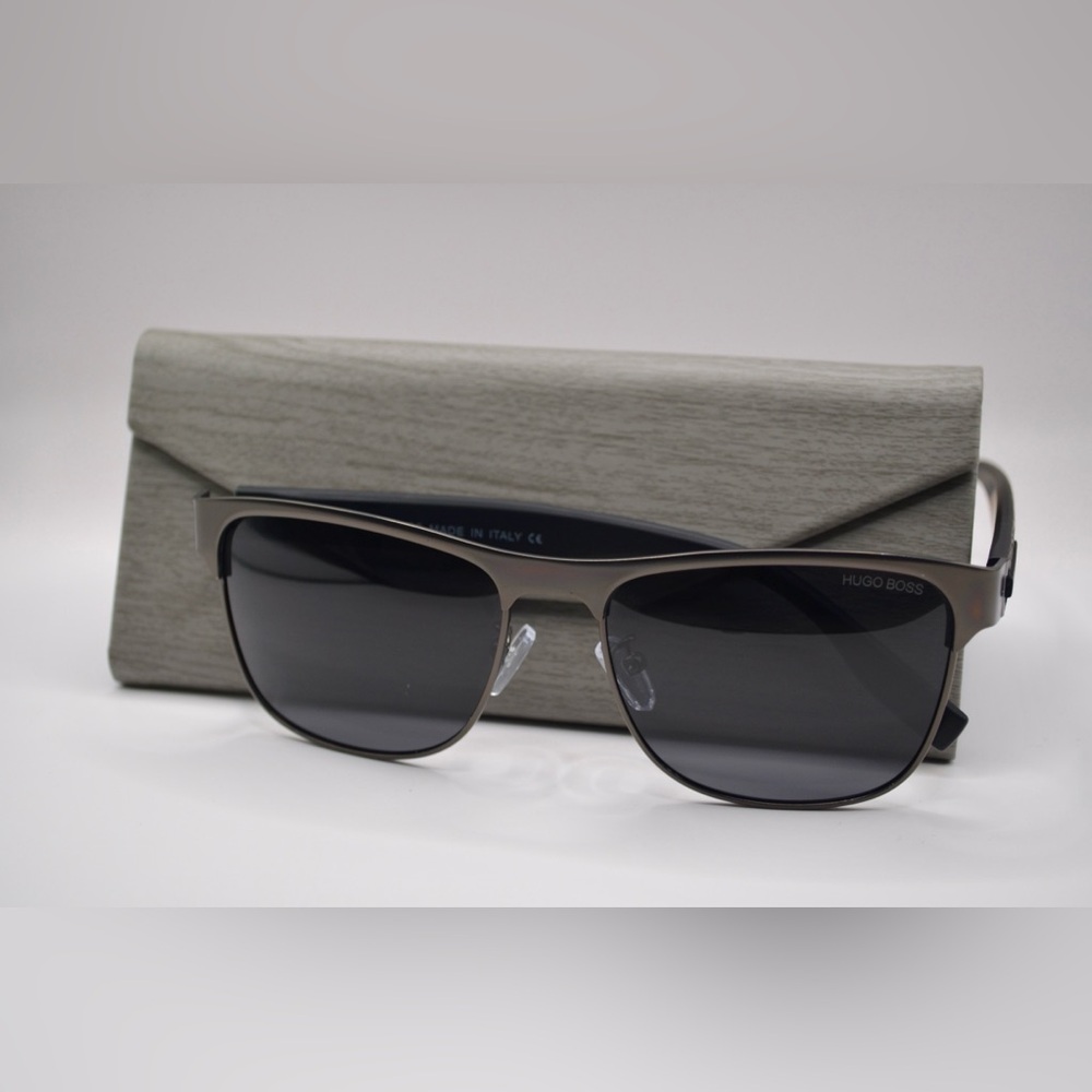 Men’s Hugo Boss Sunglasses | Gunmetal & Black | Dark Gray Lens | Like New - Picture 8 of 11